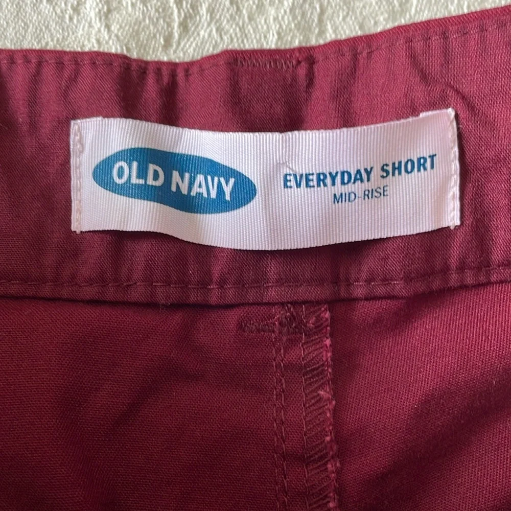 OLD NAVY Everyday Shorts Burgundy Cotton Classic Preppy Chino Style NWT 2